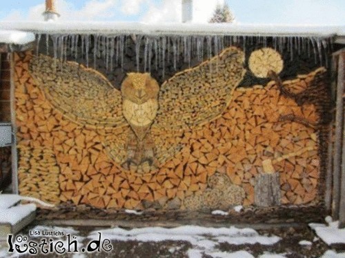 Kunstvoll Holz stapeln